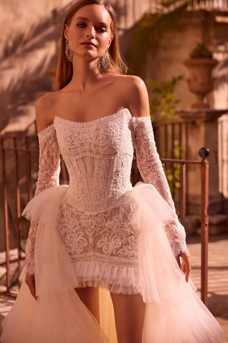 Tulle Overskirt with Pearl Belt: Elegance and Romance for Your Special Day