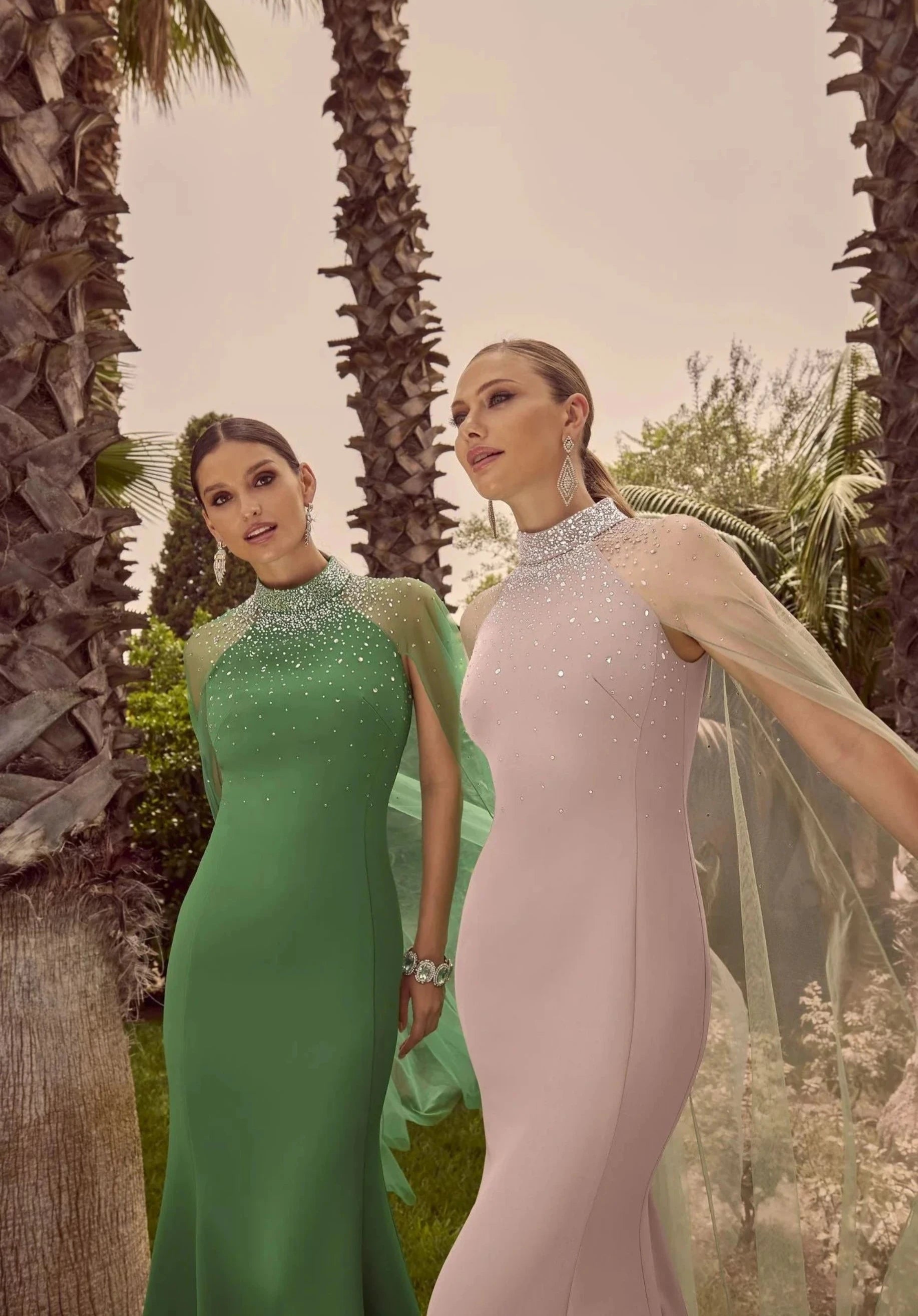 Elegant Crepe and Tulle Dress with Halter Neckline and Beaded Details