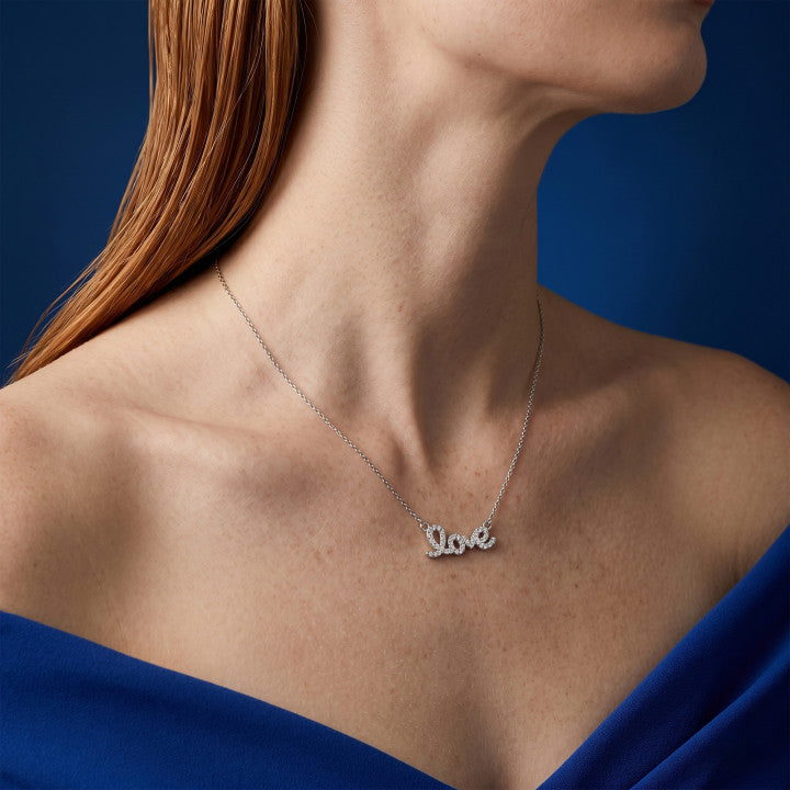 Collana Luxury con la parola love - s925