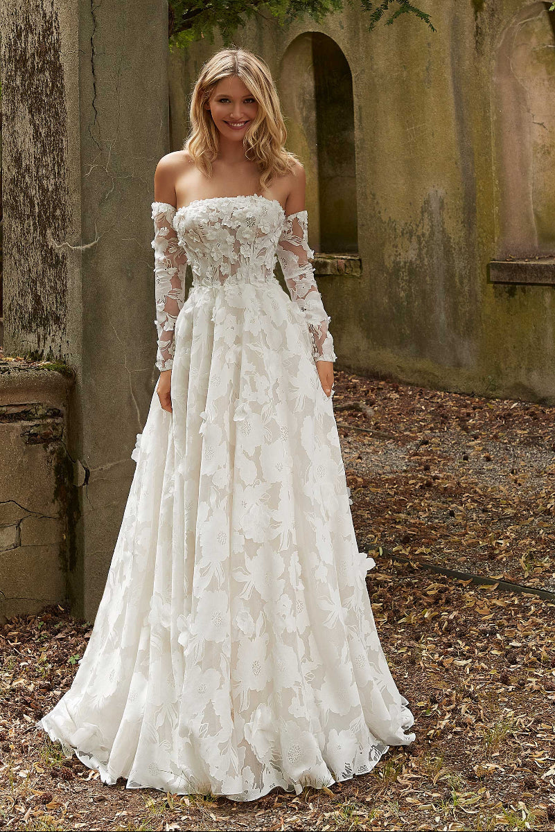 Abito da Sposa Poppy: Un'esplosione di fiori per un matrimonio da sogno