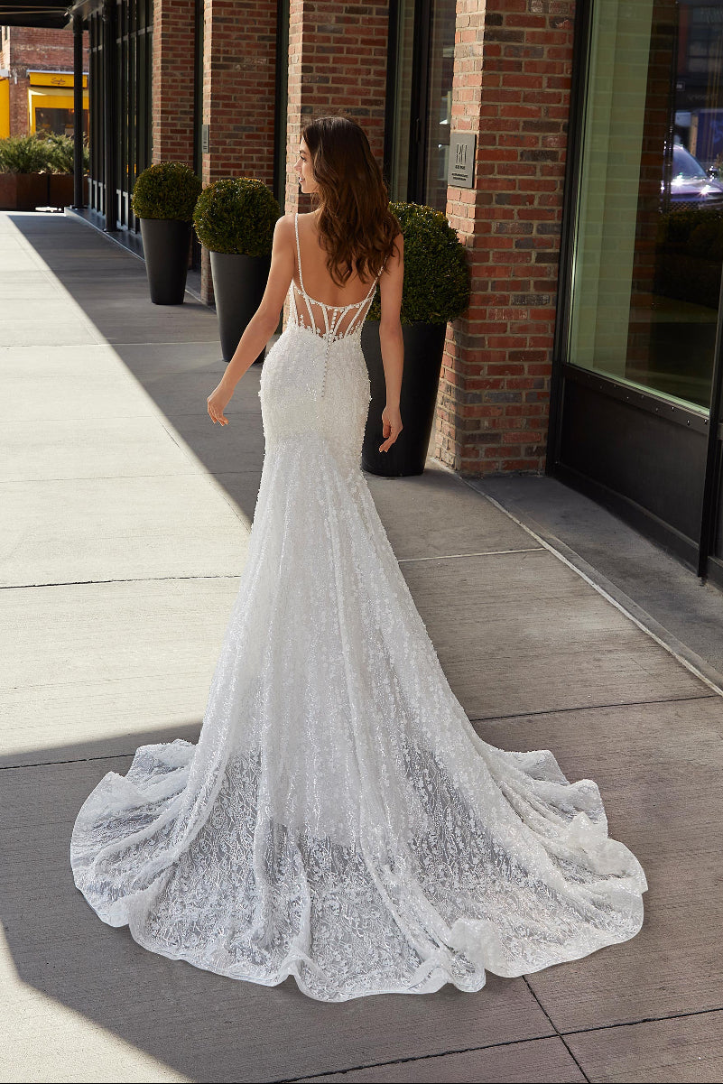 Sigrid Wedding Dress: Elegance and Sparkle for a Dream Wedding