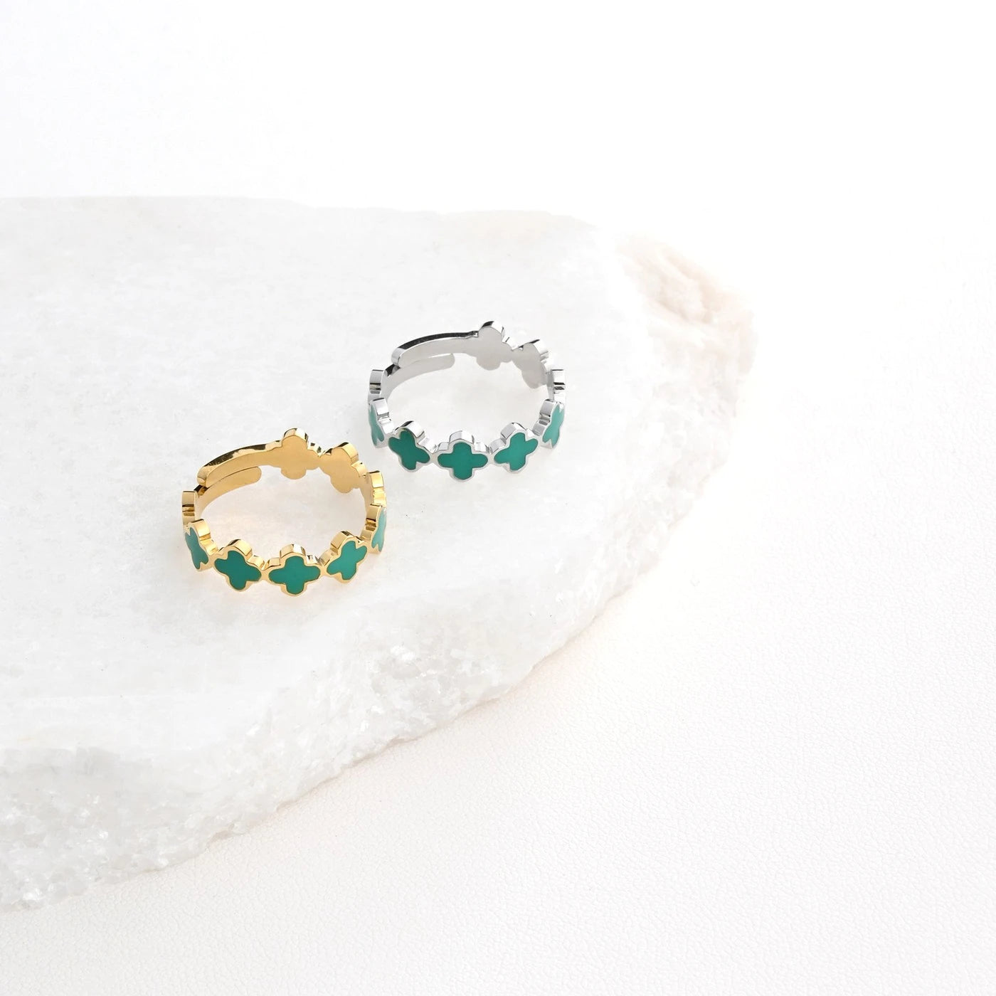 Anello regolabile acciaio trifogli verdi